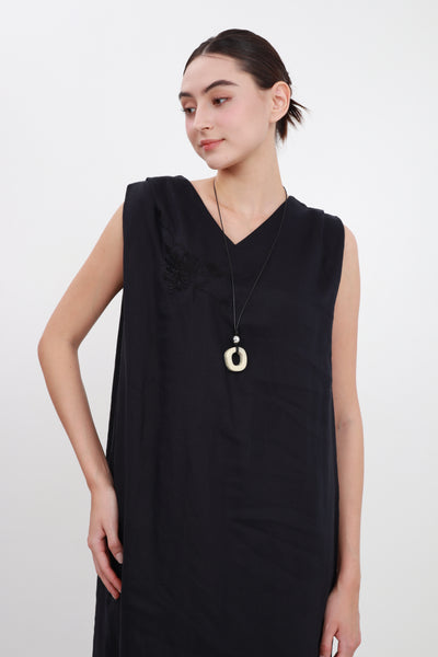 Đầm Linen Tưng Premium - Suông Thêu Cúc