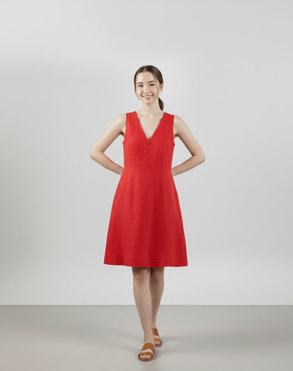 Đầm Linen Tưng Premium - Sát Nách Cổ V